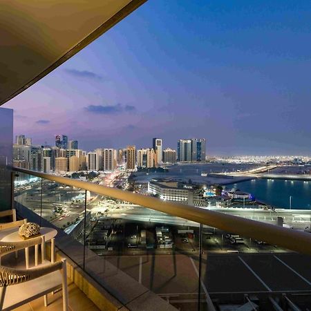 Beach Rotana - All Suites Abu Dhabi Exterior photo